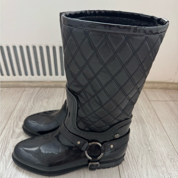 Stuart Weitzman Black Leather & Rubber Stirrup Rain Boots Size 39 (Size 8.5) - Picture 9 of 16